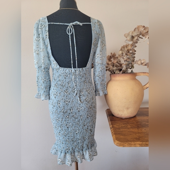 Cottagecore Light Blue Ditsy Floral Smocked Midi Dress Prairie Milkmaid Sz S - Picture 7 of 8